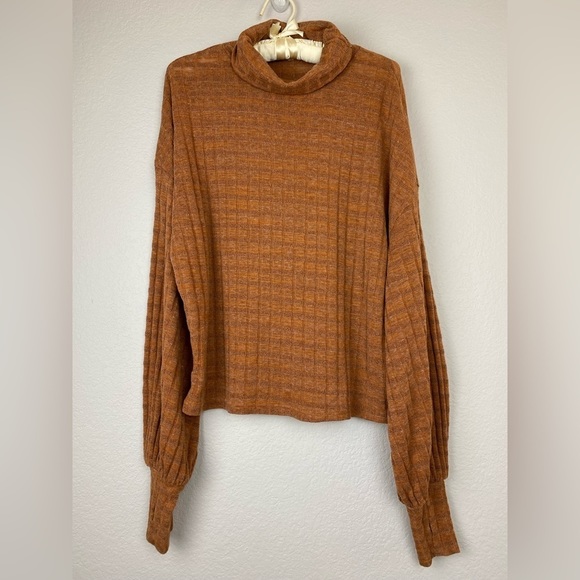 gimmicks by BKE Sweaters - WOMEN’S Gimmick’s burnt cowl neck long bishop sleeve sweater size Large